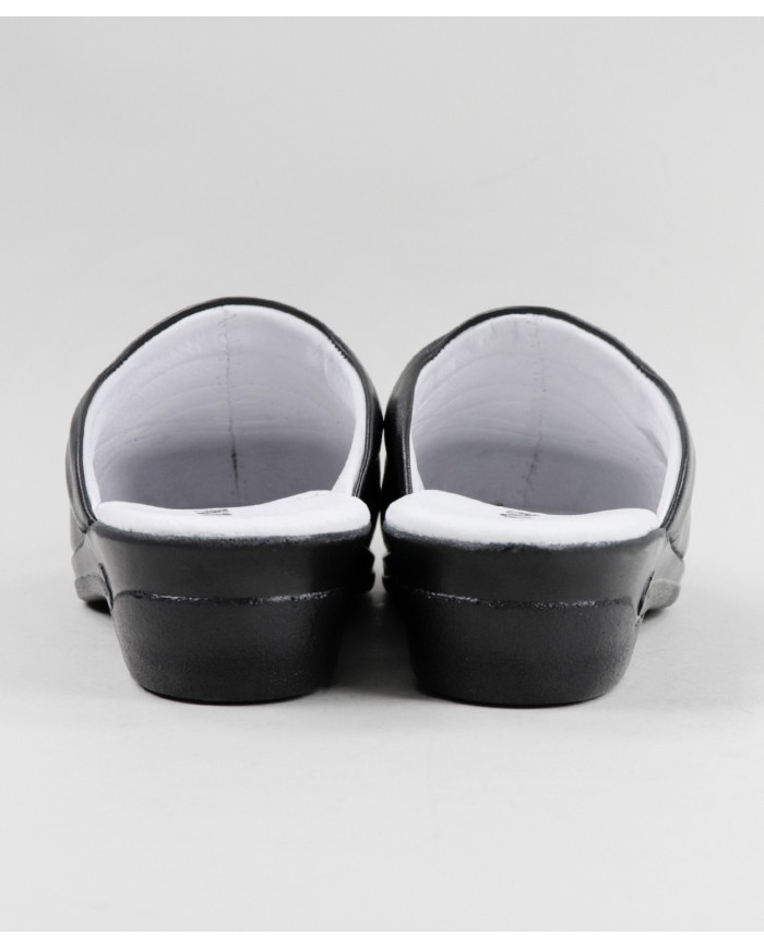 Black Orthopedic Slippers with Seams Ginova