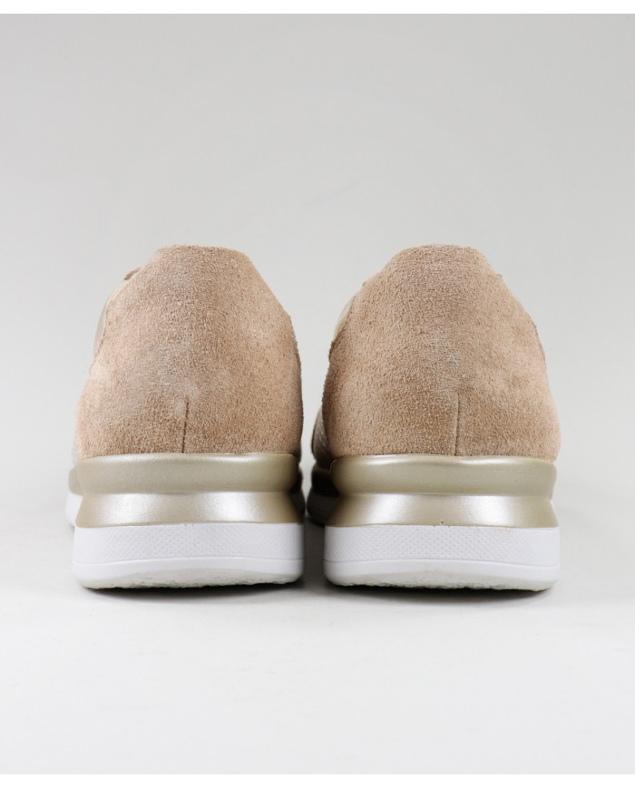 Wholesaler Ladies Trainers