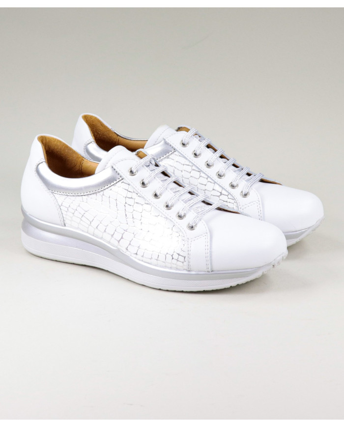 Women of Wholesalers Ginova White Trainers