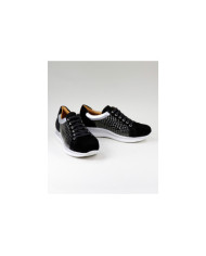 Women's Pretas Ginova Trainers