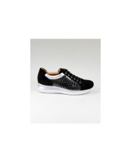 Women's Pretas Ginova Trainers