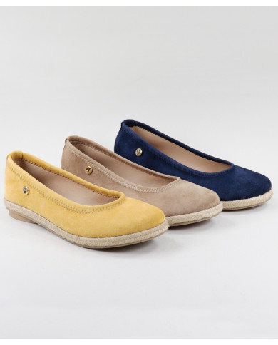 Sabrinas de Senhora Ginova cSabrinas Ginova con Sola en Espartoom Sola en Esparto