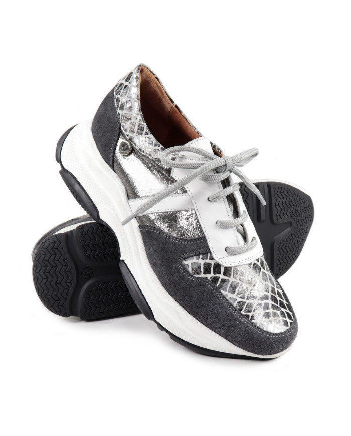 Zapatillas de mujeres metalizadas de Ginova