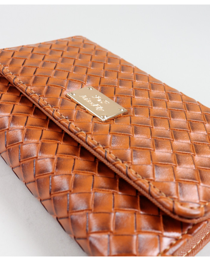 Lady Camel Wallet con Efecto Interlazado