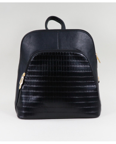 Mochila Preta de Senhora com Bolso Frontal