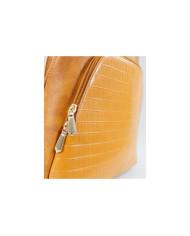 Mochila de mostaza para mujeres con bolsillo frontal