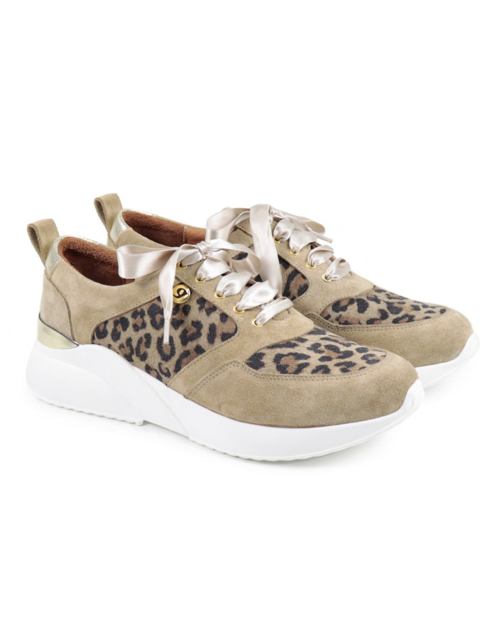 Ginova Women's Slippers with Leopard Pattern