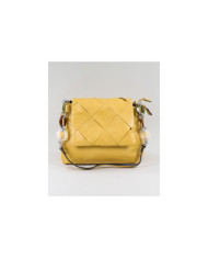 Bolso de la señora amarilla con manija decorada